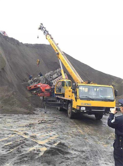 海原上犹道路救援